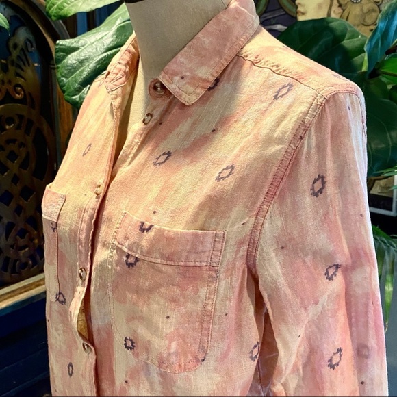 Urban Outfitters boho Aztec print button down - Picture 9 of 11